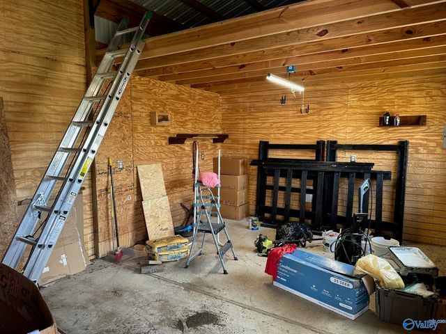 2090 County Road 1212, Vinemont, AL 35179