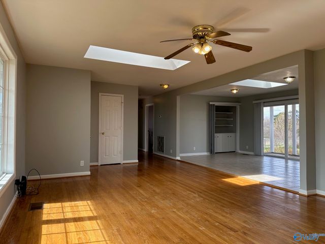 2090 County Road 1212, Vinemont, AL 35179