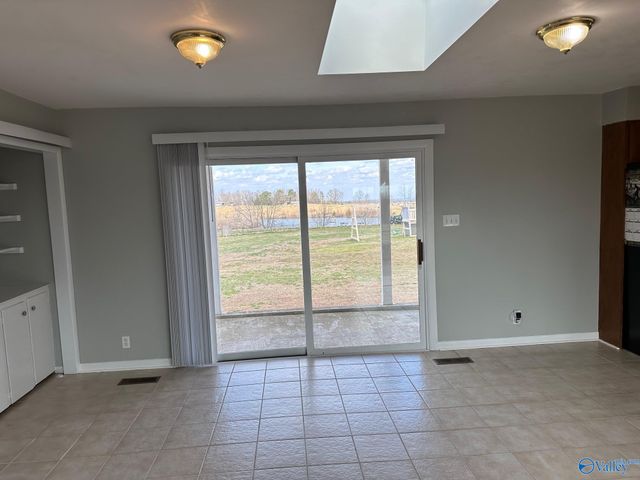 2090 County Road 1212, Vinemont, AL 35179