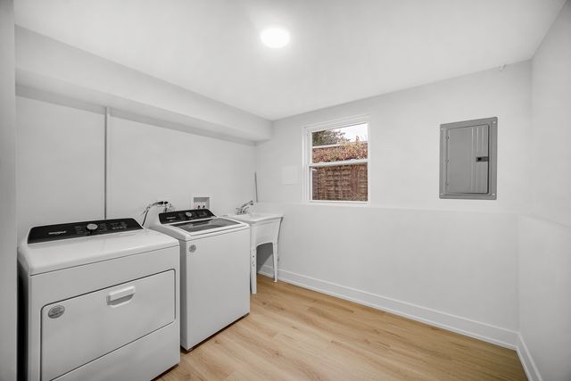 1845 Everett Avenue, Des Plaines, IL 60018