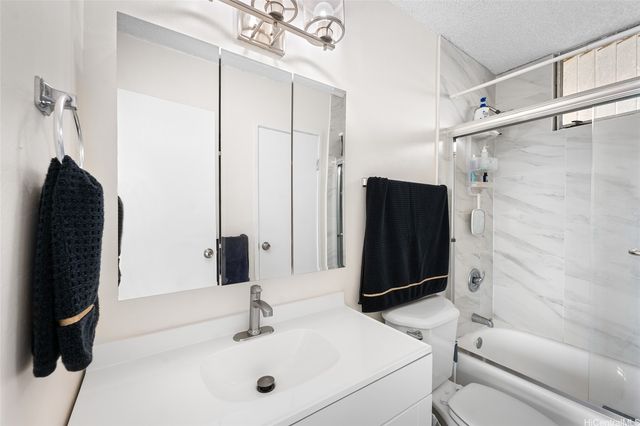 95-2047 Waikalani Place D404, Mililani, HI 96789