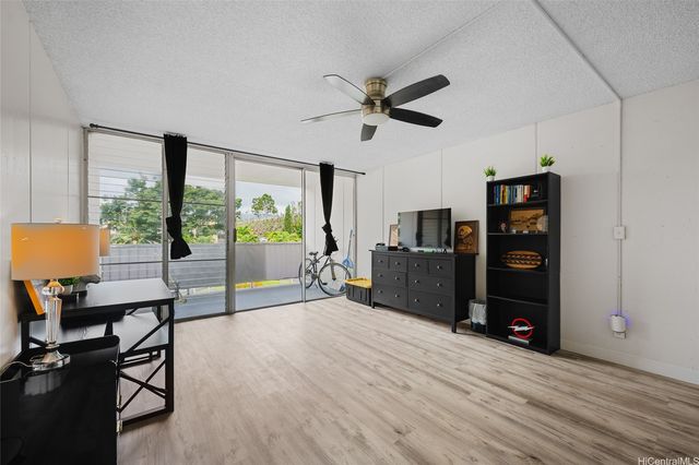 95-2047 Waikalani Place D404, Mililani, HI 96789
