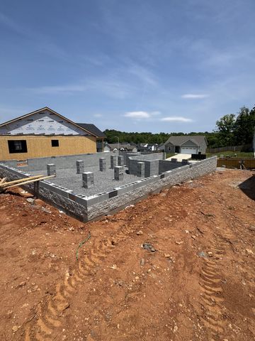 1170 Tybee Dr, Clarksville, TN 37042