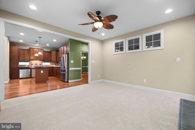 43032 LA RIVA DR, Ashburn, VA 20148