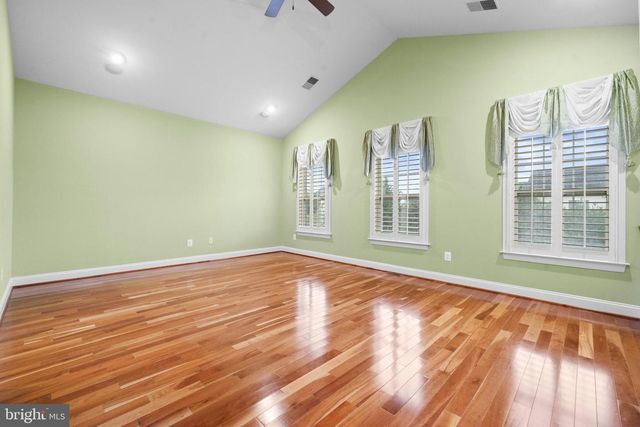 43032 LA RIVA DR, Ashburn, VA 20148