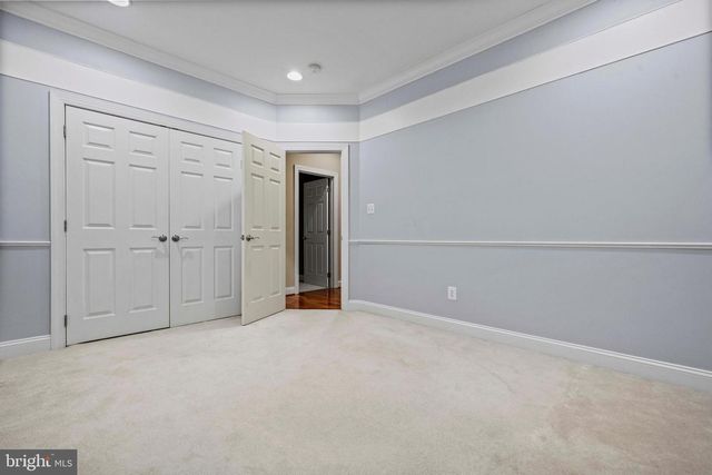 43032 LA RIVA DR, Ashburn, VA 20148