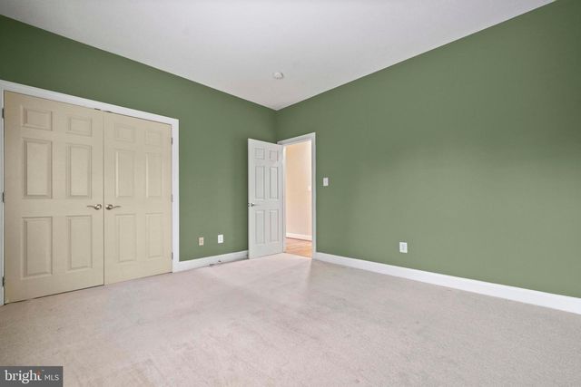 43032 LA RIVA DR, Ashburn, VA 20148