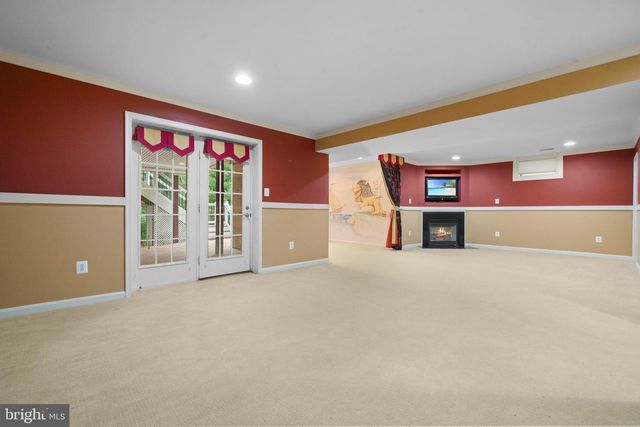 43032 LA RIVA DR, Ashburn, VA 20148