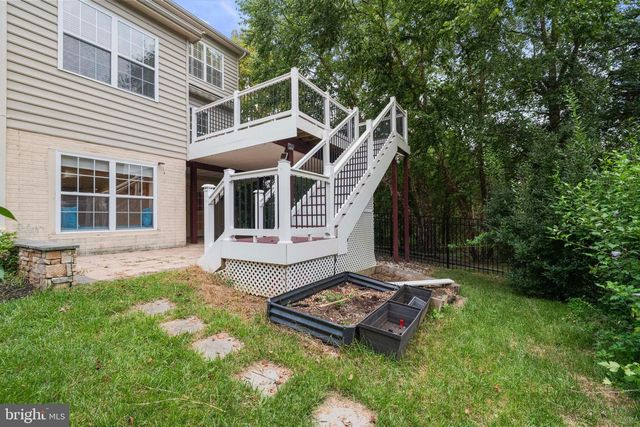 43032 LA RIVA DR, Ashburn, VA 20148