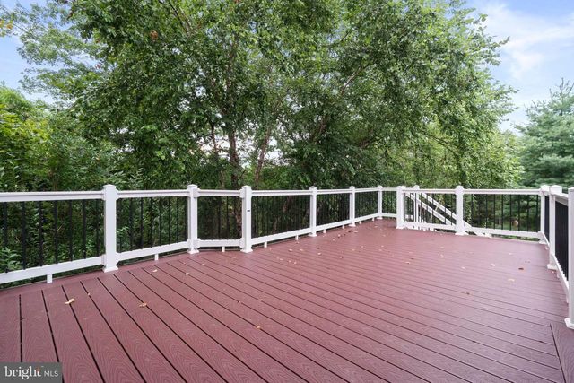 43032 LA RIVA DR, Ashburn, VA 20148