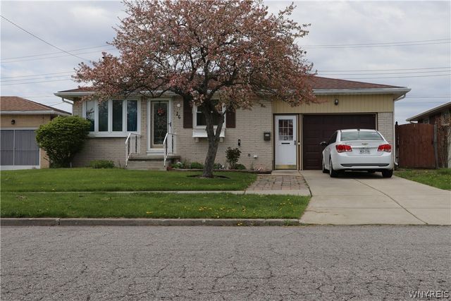 26 Caroline Lane, Cheektowaga, NY 14043