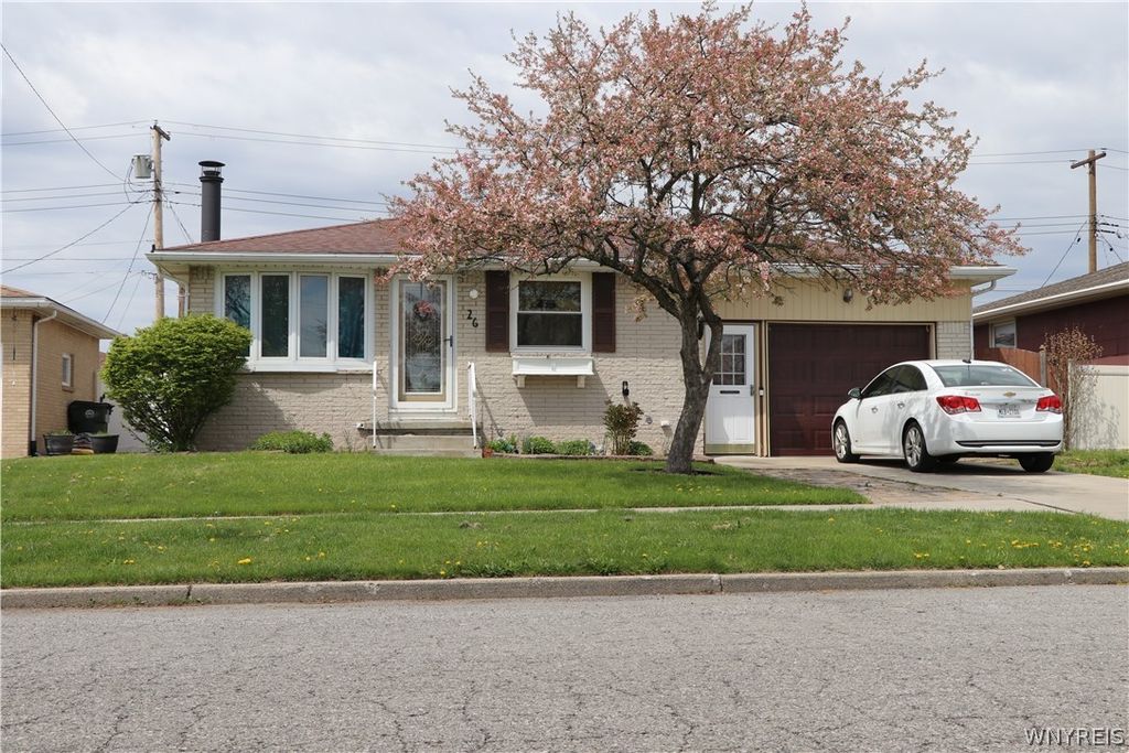 26 Caroline Lane, Cheektowaga, NY 14043