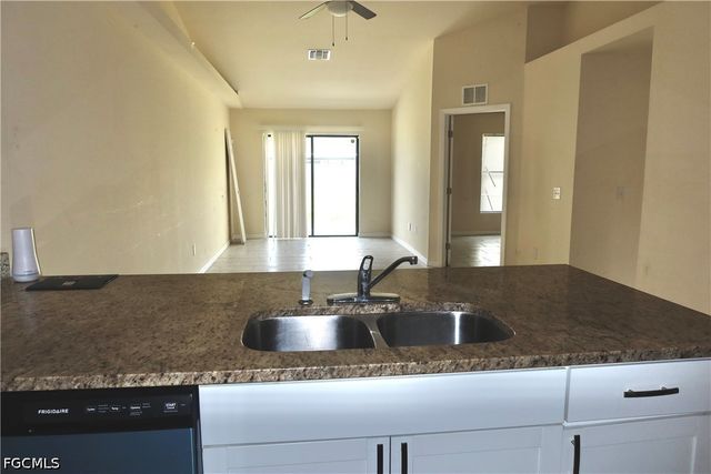 1109 Andalusia BLVD, Cape Coral, FL 33909