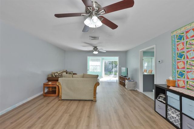 2335 SURREY LANE, Clearwater, FL 33763