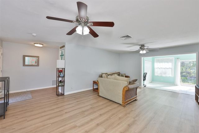2335 SURREY LANE, Clearwater, FL 33763