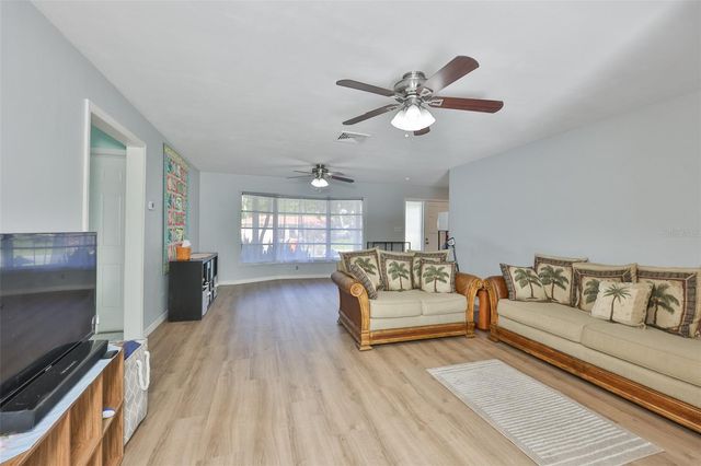 2335 SURREY LANE, Clearwater, FL 33763