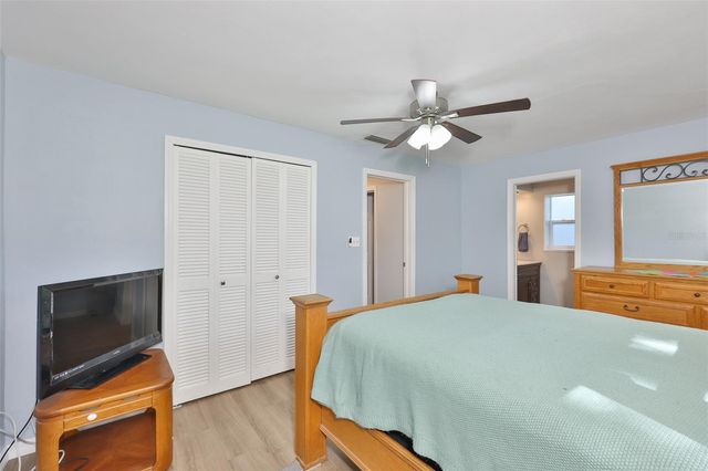 2335 SURREY LANE, Clearwater, FL 33763