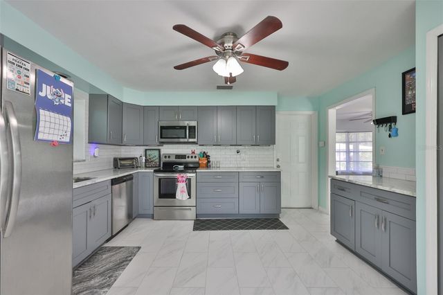 2335 SURREY LANE, Clearwater, FL 33763