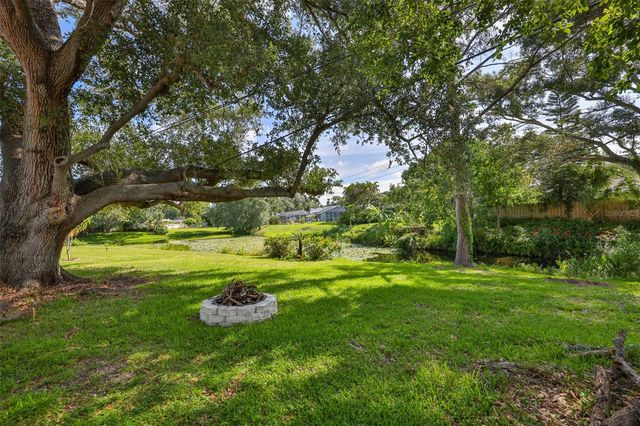 2335 SURREY LANE, Clearwater, FL 33763