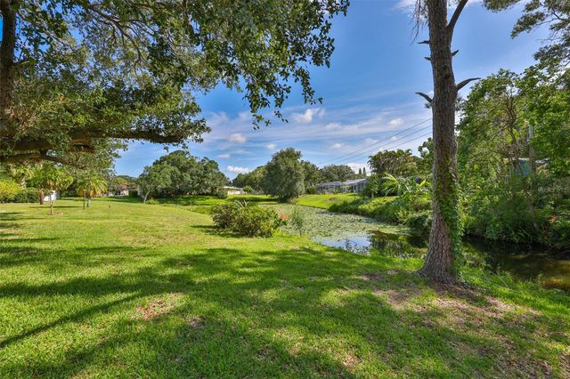 2335 SURREY LANE, Clearwater, FL 33763