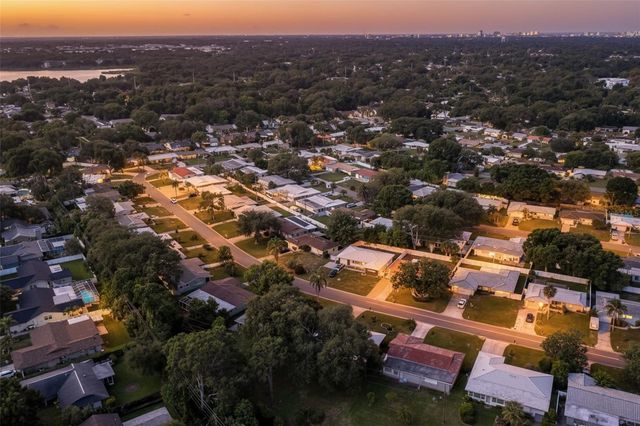 2335 SURREY LANE, Clearwater, FL 33763