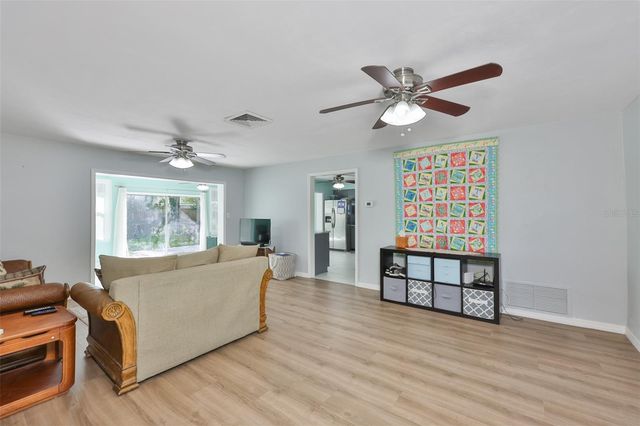 2335 SURREY LANE, Clearwater, FL 33763
