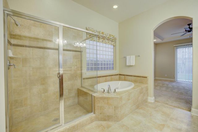 2185 DONOVAN Dr, Lincoln, CA 95648