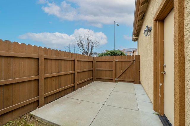 2185 DONOVAN Dr, Lincoln, CA 95648