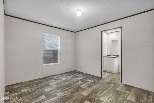 108 Gladewood Circle, New Bern, NC 28560