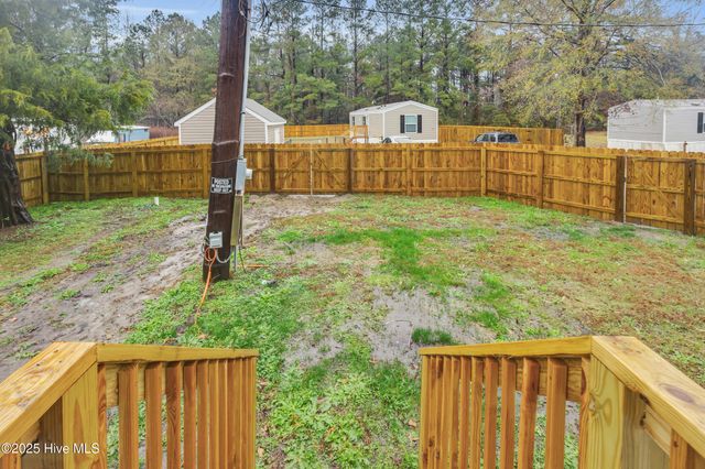 108 Gladewood Circle, New Bern, NC 28560