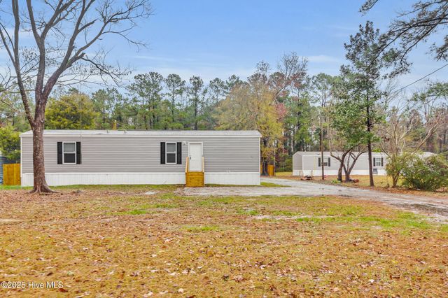 108 Gladewood Circle, New Bern, NC 28560