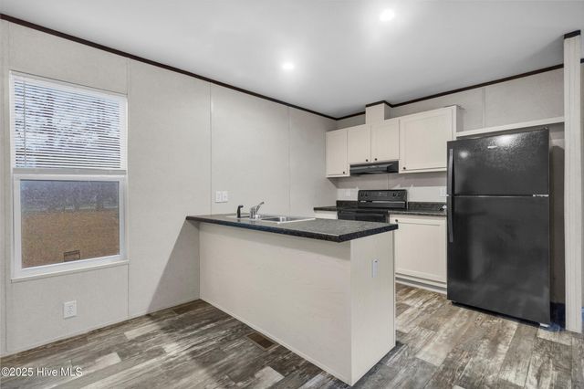 108 Gladewood Circle, New Bern, NC 28560