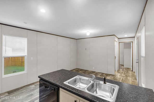 108 Gladewood Circle, New Bern, NC 28560