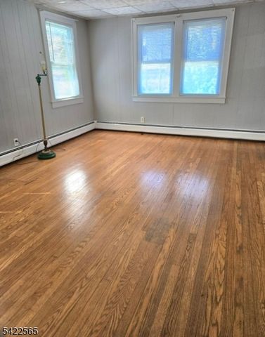 1 Pioneer Trl, Jefferson Twp., NJ 07438