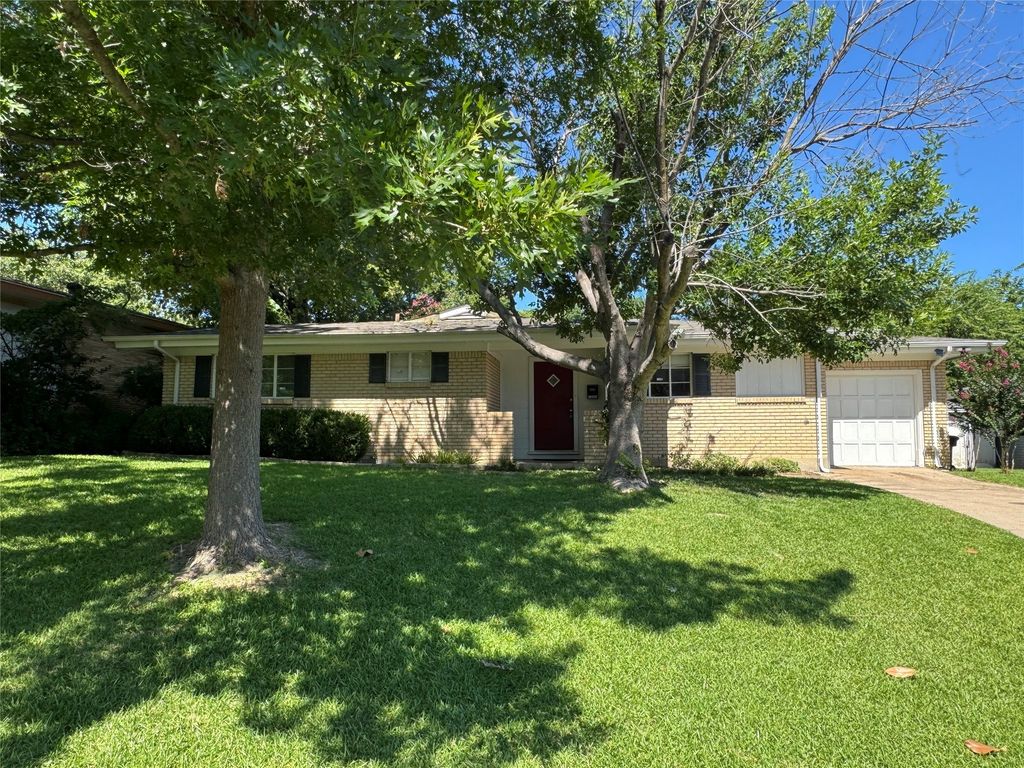 4756 S Ridge Terrace, Fort Worth, TX 76133