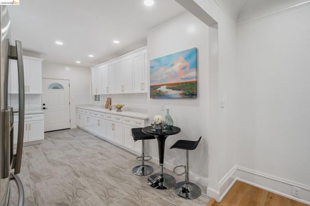 3006 High Street, Oakland, CA 94619