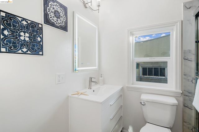 3006 High Street, Oakland, CA 94619