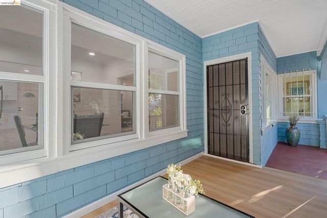 3006 High Street, Oakland, CA 94619