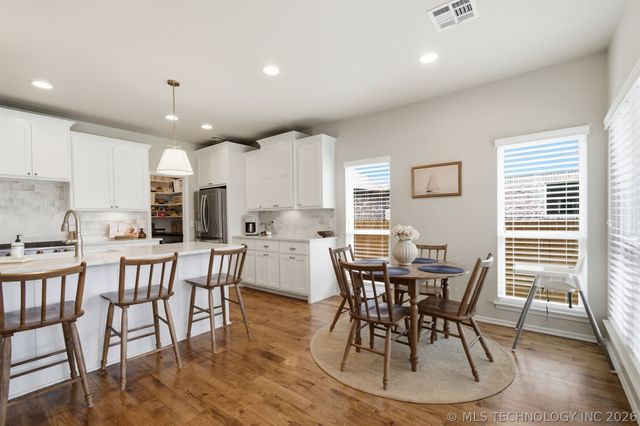 12569 S 67th East Avenue, Bixby, OK 74008