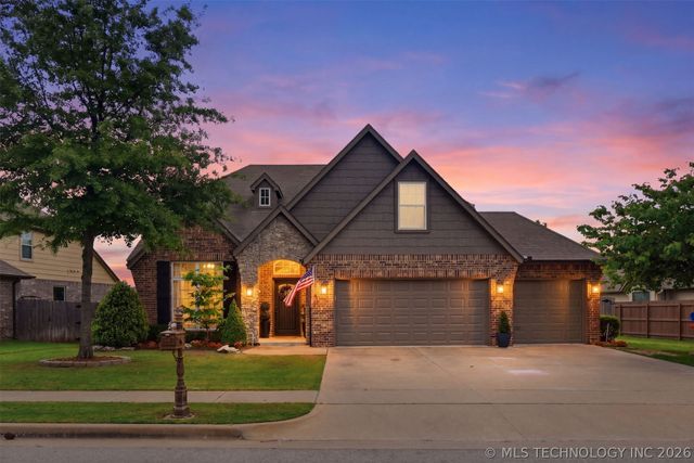 12569 S 67th East Avenue, Bixby, OK 74008
