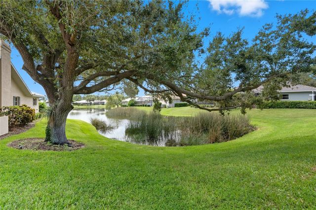 1447 GLENEAGLES DRIVE, Venice, FL 34292