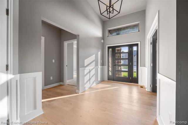 54161 Carrigan Drive, New Baltimore, MI 48047