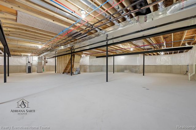 54161 Carrigan Drive, New Baltimore, MI 48047