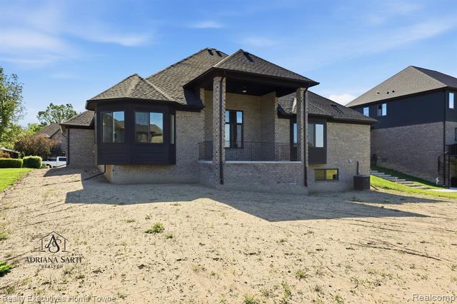 54161 Carrigan Drive, New Baltimore, MI 48047