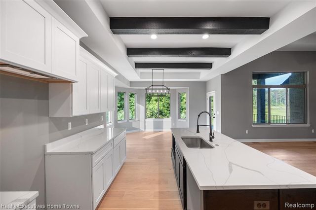 54161 Carrigan Drive, New Baltimore, MI 48047