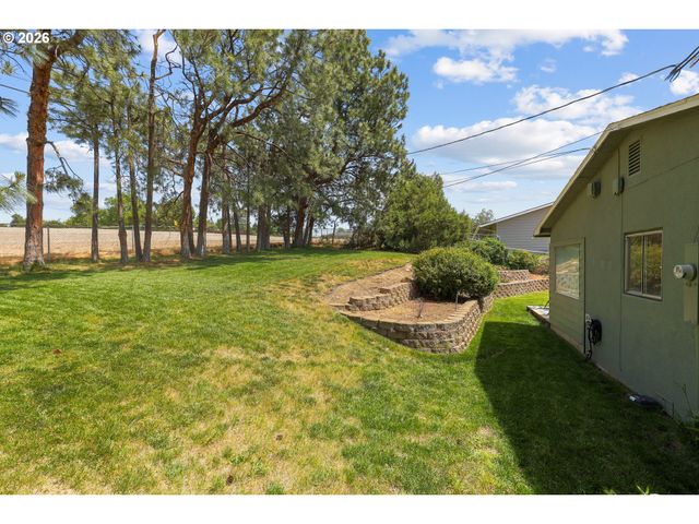 1321 Nw KING Ave, Pendleton, OR 97801