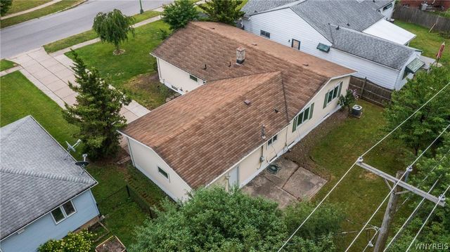 16 Newgate Road, Amherst, NY 14226