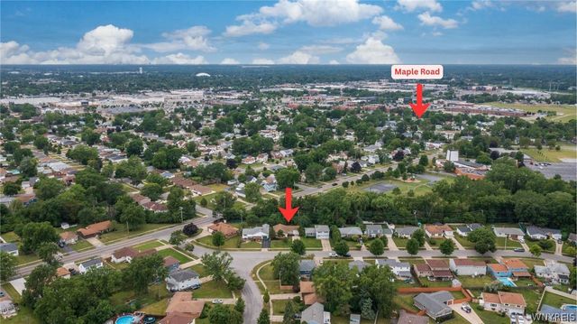 16 Newgate Road, Amherst, NY 14226
