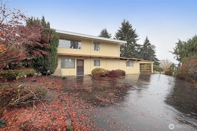 8501 42nd Street W, University Place, WA 98466