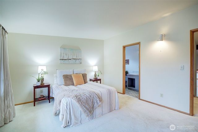 8501 42nd Street W, University Place, WA 98466